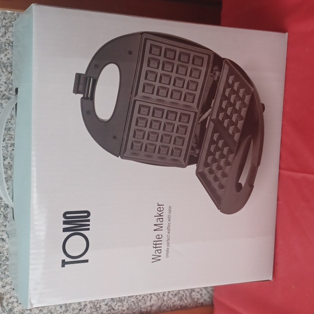New TOMO Waffle Makeer